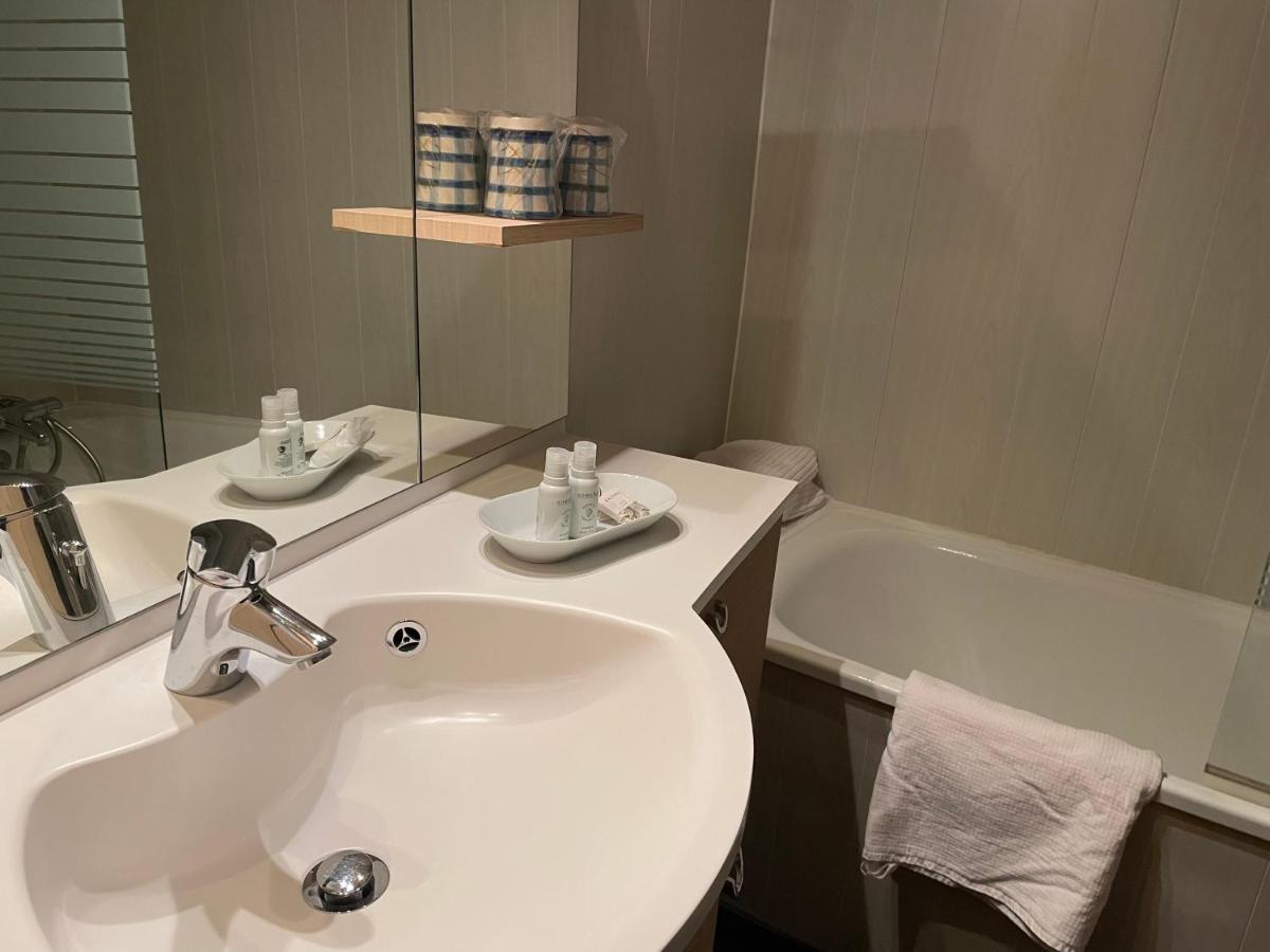 T2 30M2 Plein Centre, Lit Fait, Linge Fourni, Wifi Apartment Cauterets Exterior foto